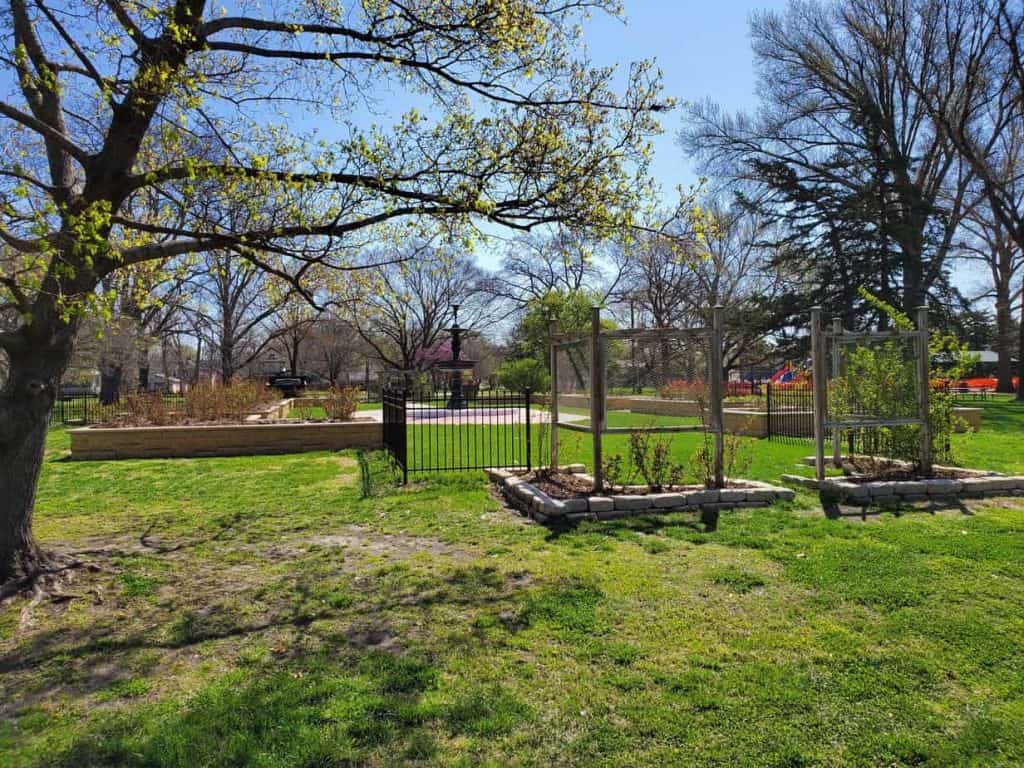 Rose Garden in Manhattan City Park