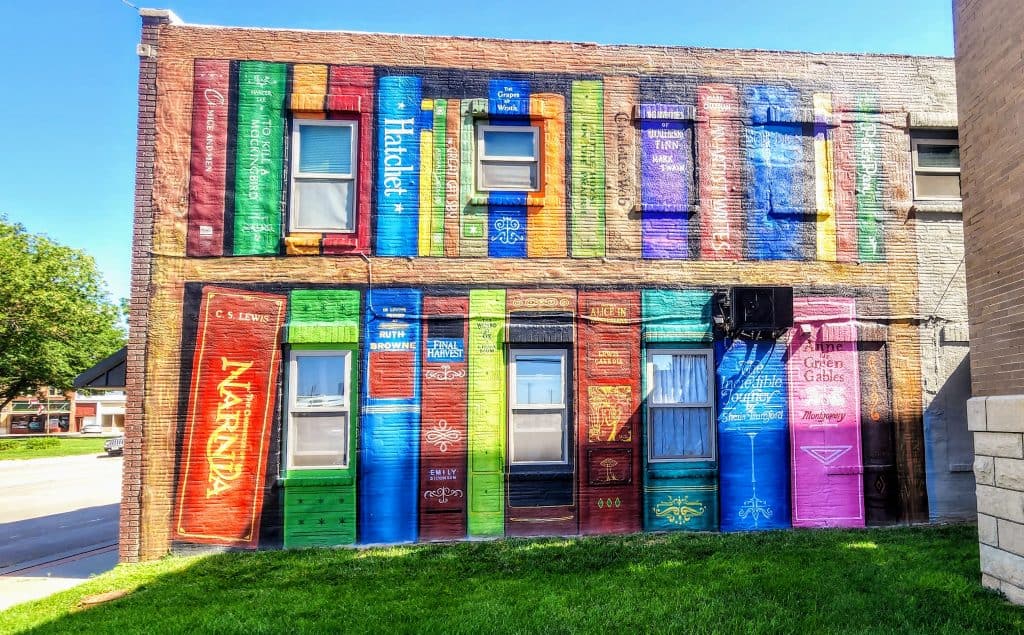 'Windows to Literacy" mural in Clay Center, KS